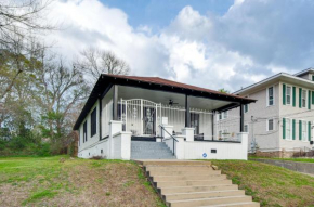 Stylish Home about 2 Mi to Jackson State and Belhaven!